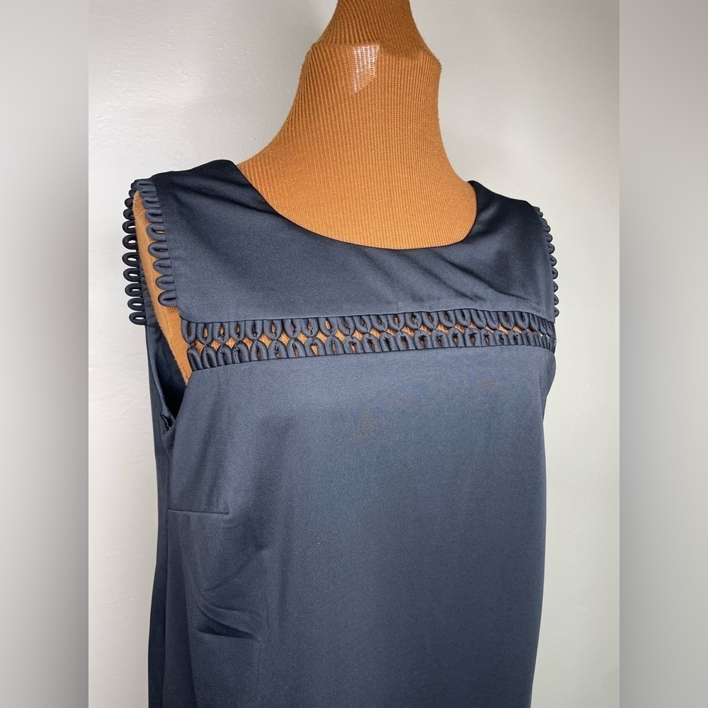 Mark Black Shift Dress Sleeveless Lined Knee Length Zip V Back Size Small